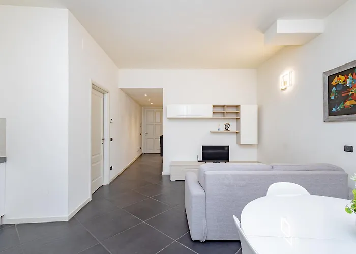 Flo House 28 Daire Bergamo